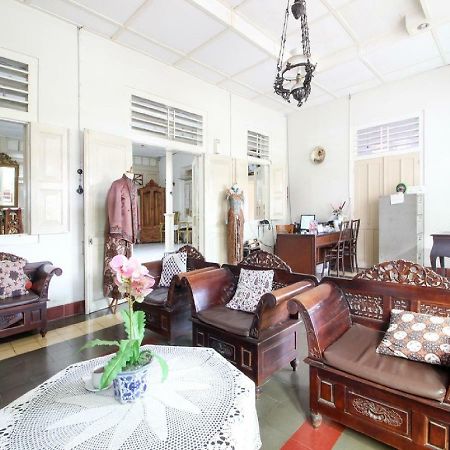 Hotel Reddoorz Syariah Near Wijilan Yogyakarta Extérieur photo