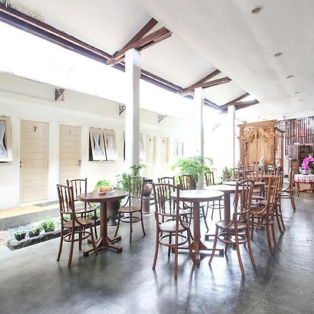Hotel Reddoorz Syariah Near Wijilan Yogyakarta Extérieur photo