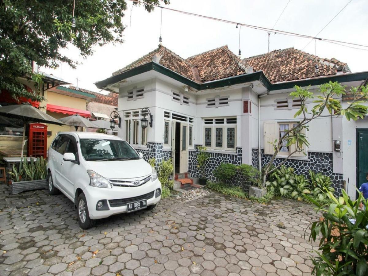 Hotel Reddoorz Syariah Near Wijilan Yogyakarta Extérieur photo
