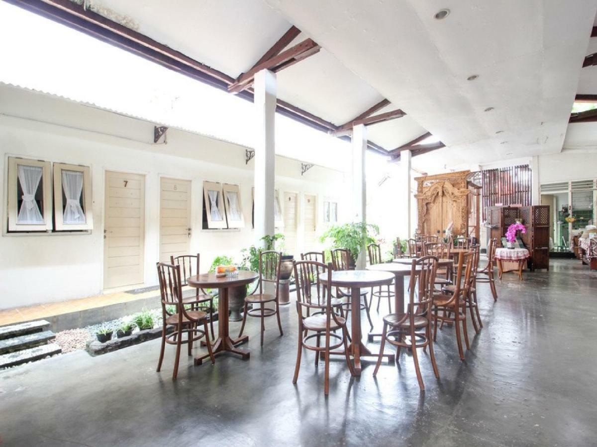 Hotel Reddoorz Syariah Near Wijilan Yogyakarta Extérieur photo